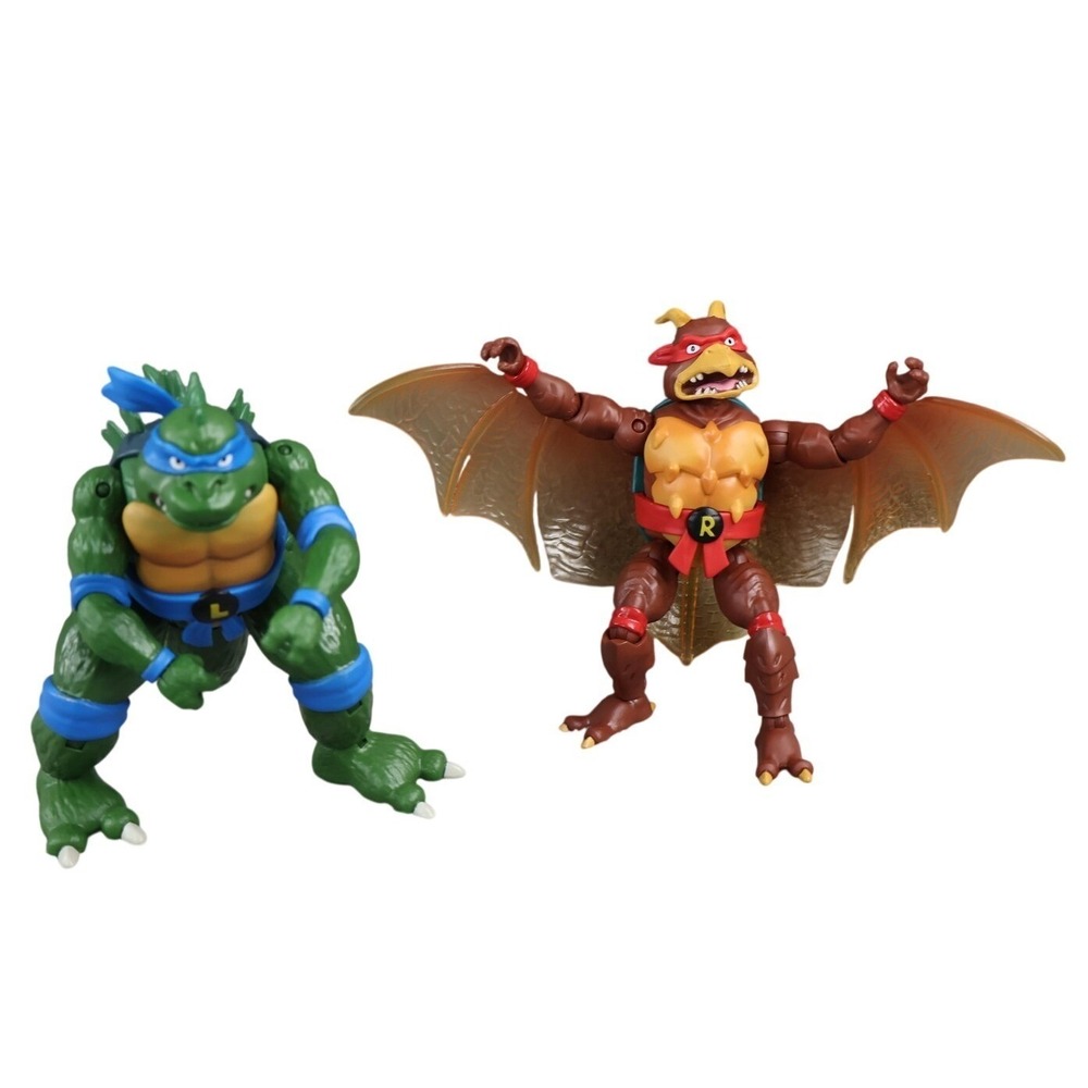 Playmates TMNT x Godzilla Leonardo, Raphael Ghidorah Figures